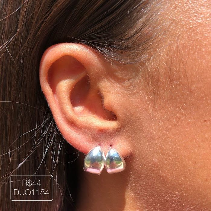 Duo Argola Lisa Triangular Prateada